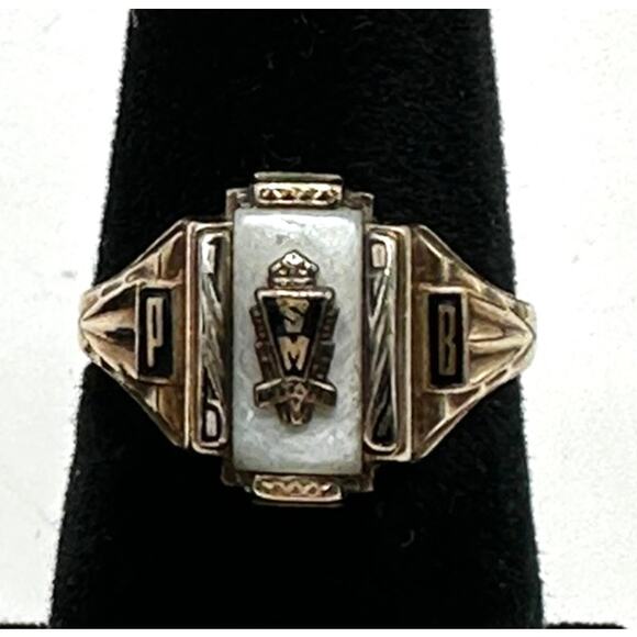 Class Ring 10k Yellow Gold MOP Black Enamel HS 1962 Size 7"P B SM Titans"